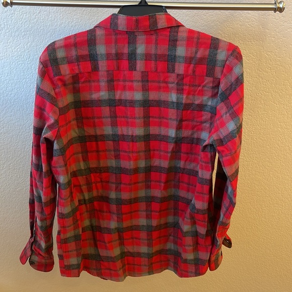 Volcom Red & Grey Flannel EUC - Picture 4 of 4